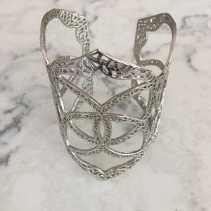 Kendra Scott cuff bracelet